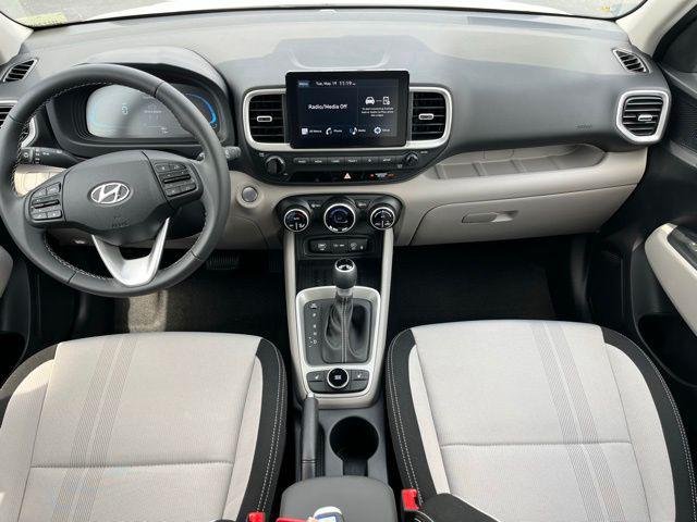 New 2026 White Hyundai SEL image 9