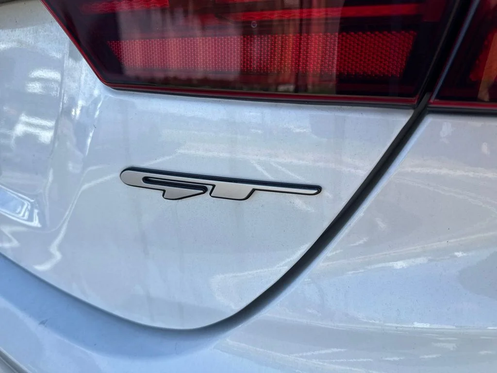 Used 2024 White Kia GT image 12