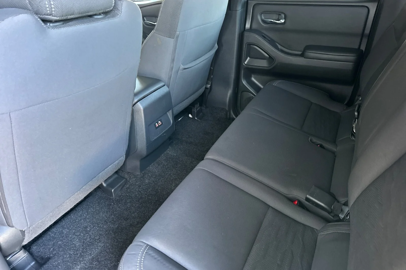 Used 2023 Super Black Nissan SV image 11