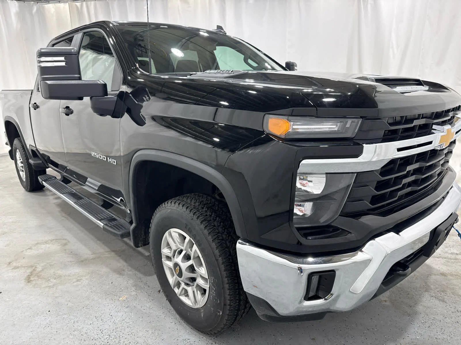 Used 2026 Black Chevrolet LT image 7
