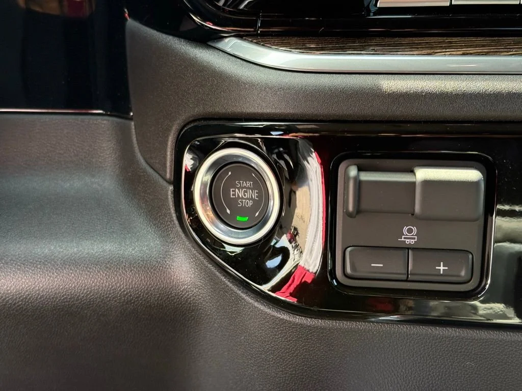 New 2026 Summit White GMC Elevation image 23