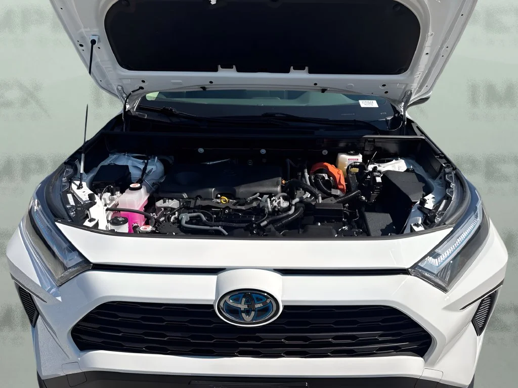 Used 2024 White Toyota XLE image 27
