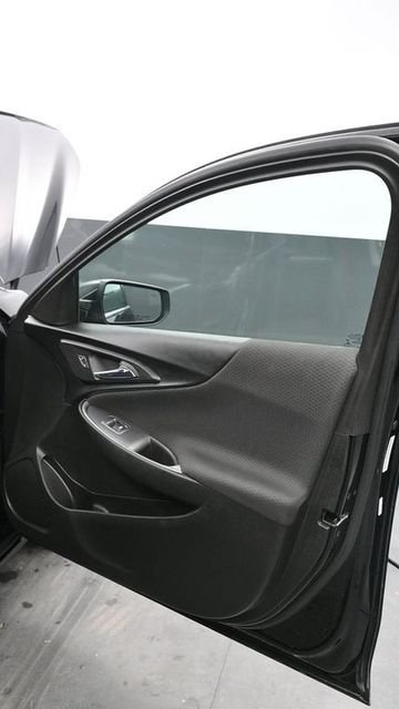 Used 2023 Black Chevrolet LT image 10