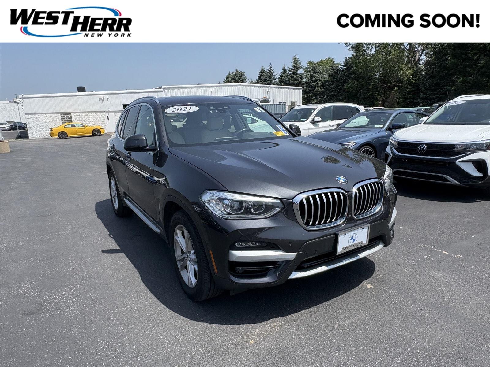Used 2021 Dark Graphite Metallic BMW xDrive30i image 1