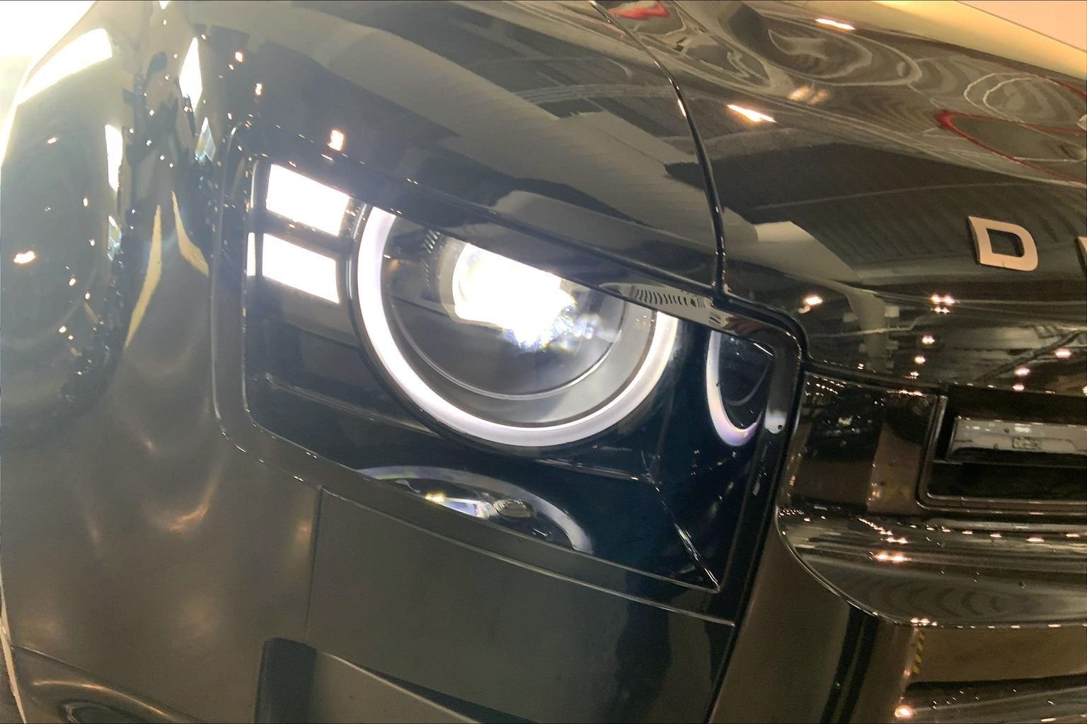 New 2026 Fuji White Land Rover S image 13