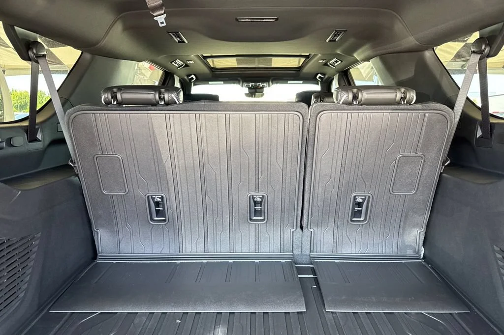 2026 GMC Yukon XL AT4 Ultimate - Photo 14