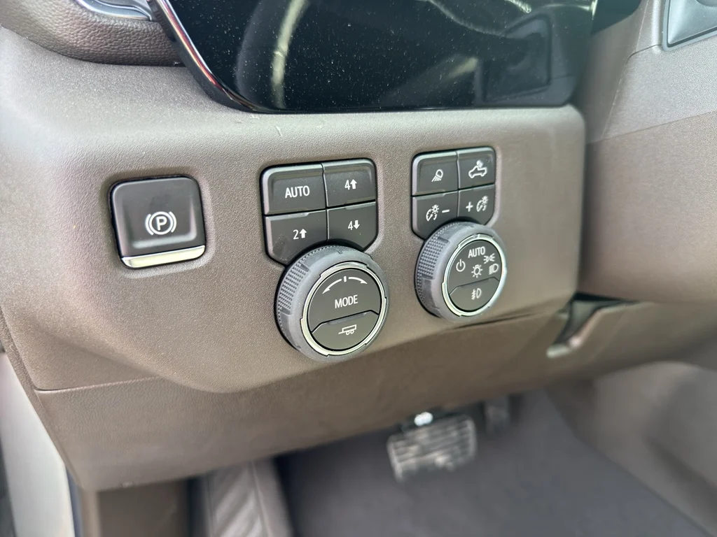 2026 Chevrolet Silverado 3500HD LTZ - Photo 22