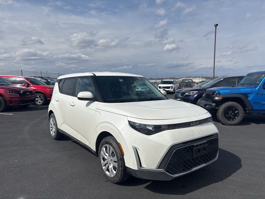 2023 Kia Soul LX