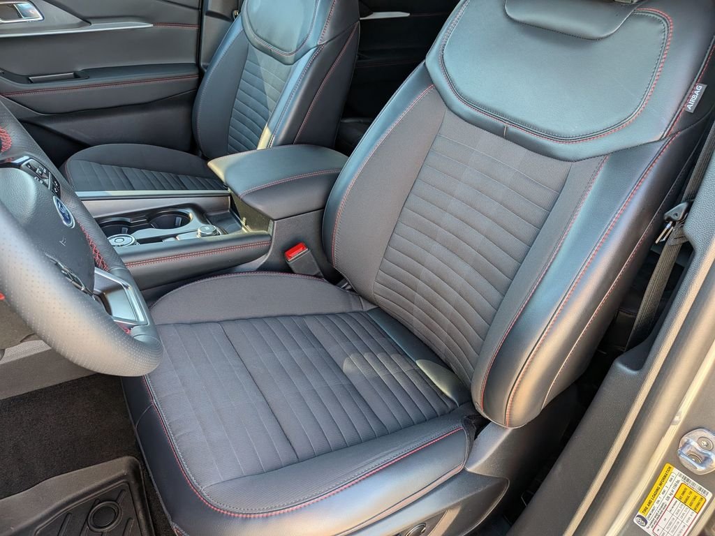 Used 2026 Gray Ford ST-Line image 30