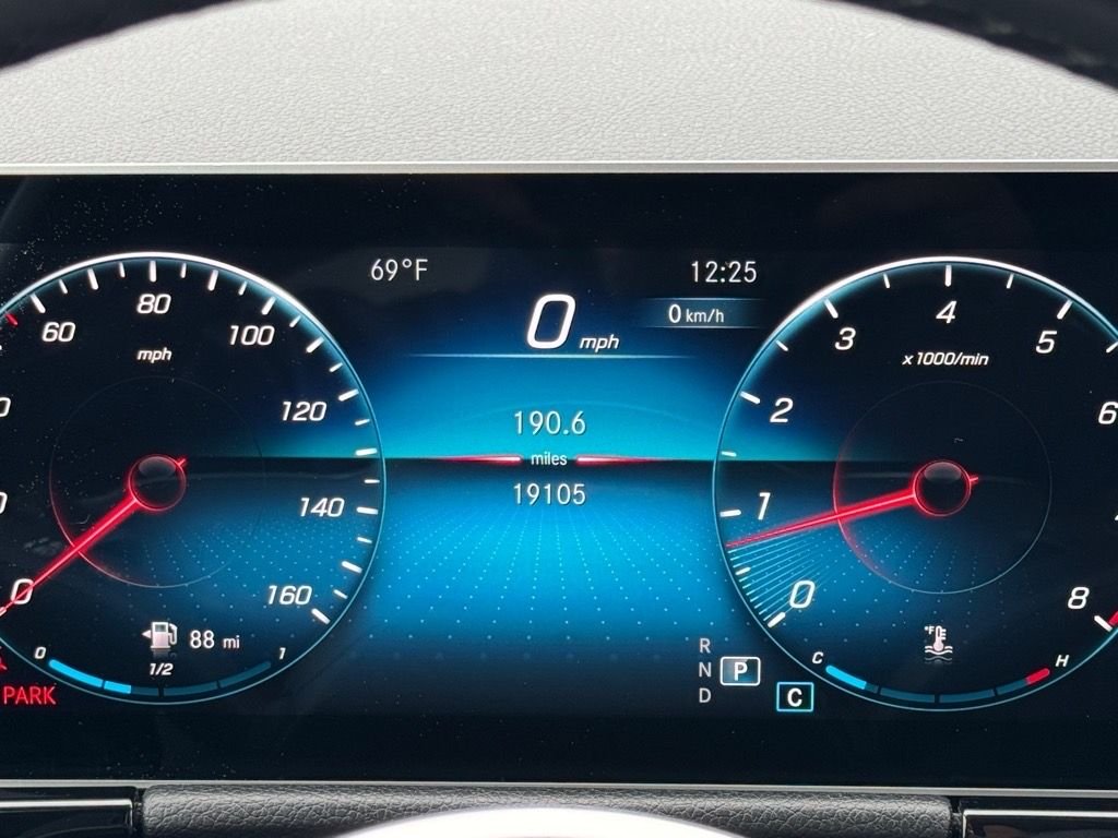 2021 Mercedes-Benz GLA GLA250 - Photo 19