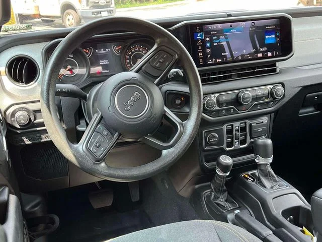 Used 2025 Anvil Clearcoat Jeep Nighthawk image 15