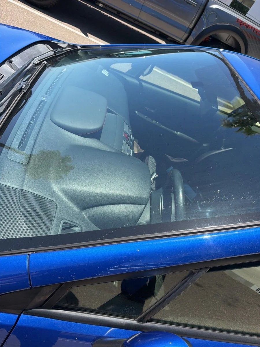 Used 2018 Blue Subaru Base image 11