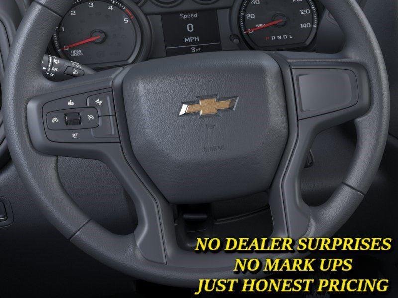 New 2026 Summit White Chevrolet Work Truck image 19