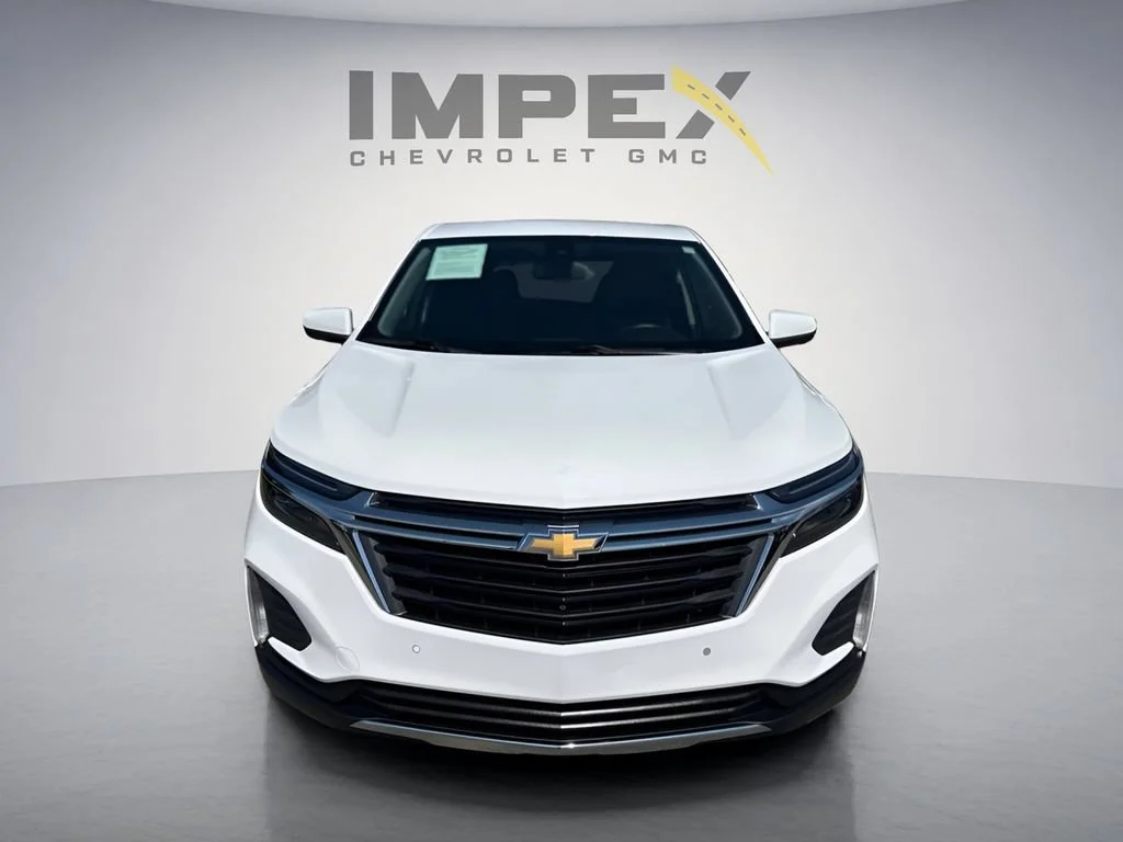 Used 2024 Summit White Chevrolet LT image 8