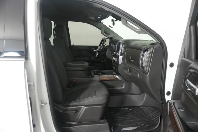 Used 2021 Summit White GMC Elevation image 31