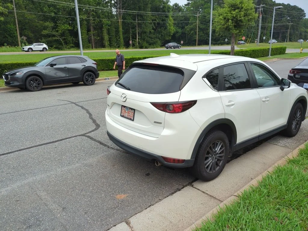 Used 2019 White Mazda Touring image 5