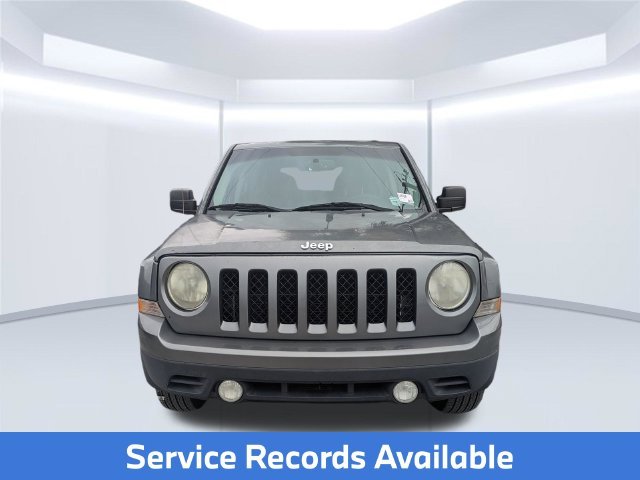 Used 2012 Gray Jeep Sport image 4
