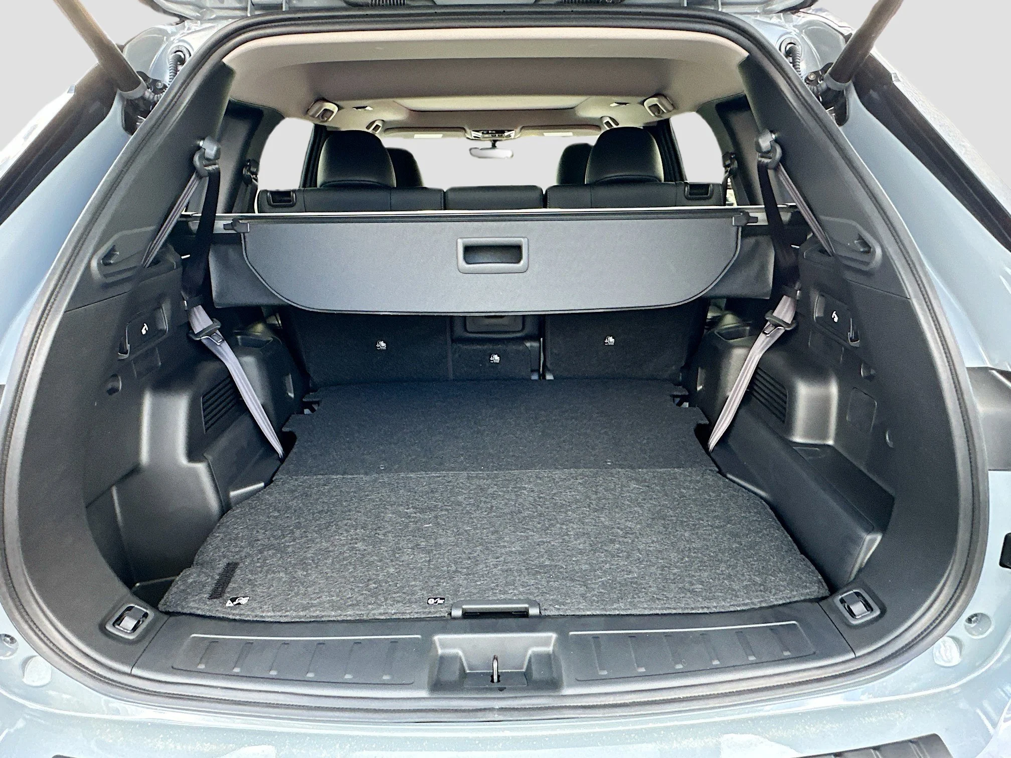 New 2026 Moonstone Gray Metallic/Black Roof Mitsubishi Trail Edition image 5