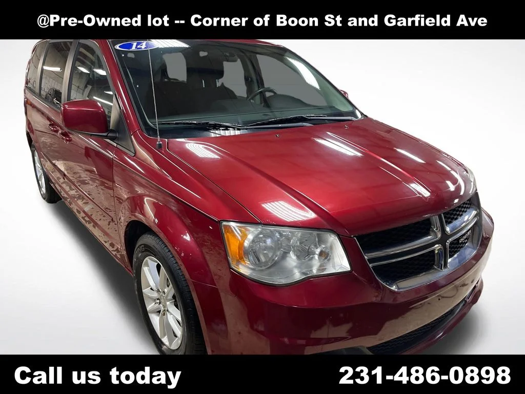 Used 2014 Red Dodge SXT image 7
