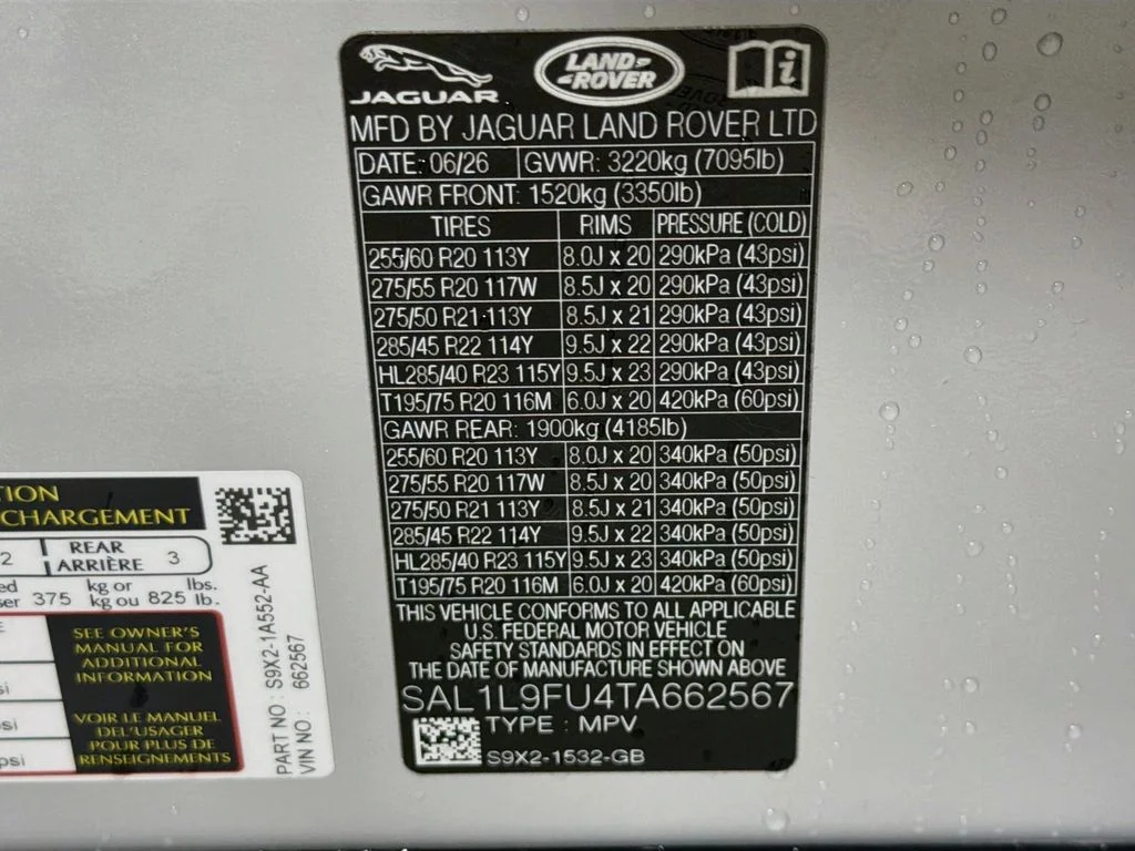 New 2026 Borasco Grey Land Rover Dynamic SE image 34