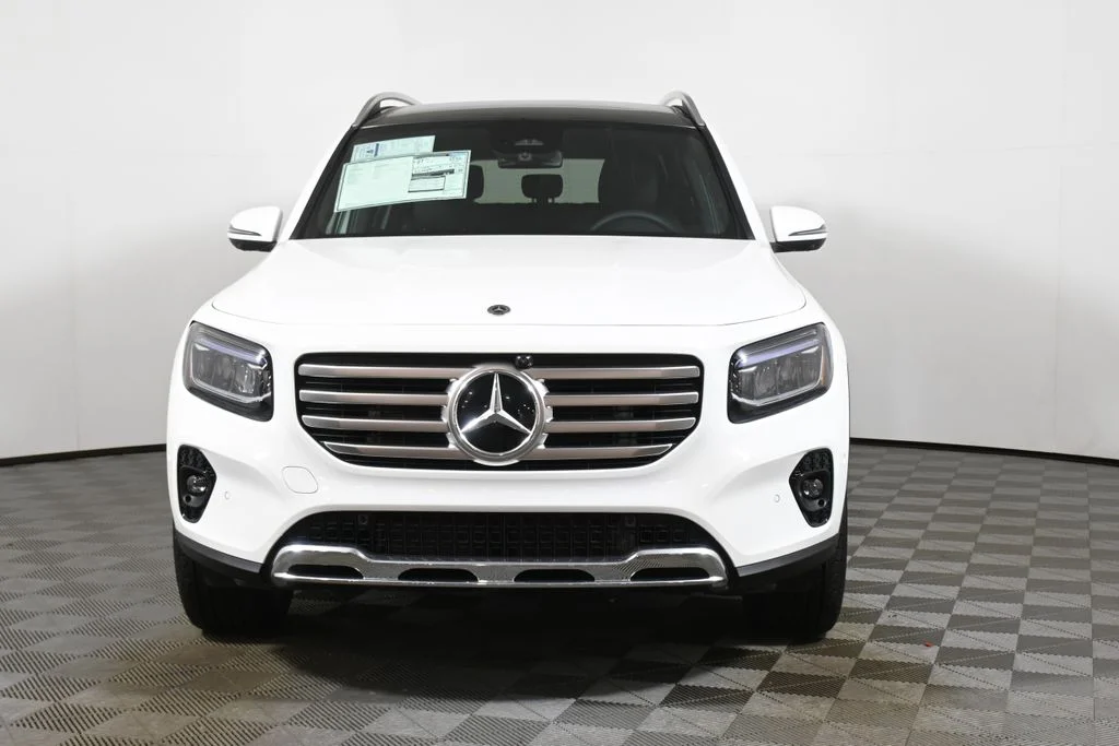 Used 2026 White Mercedes-Benz GLB 250 image 10