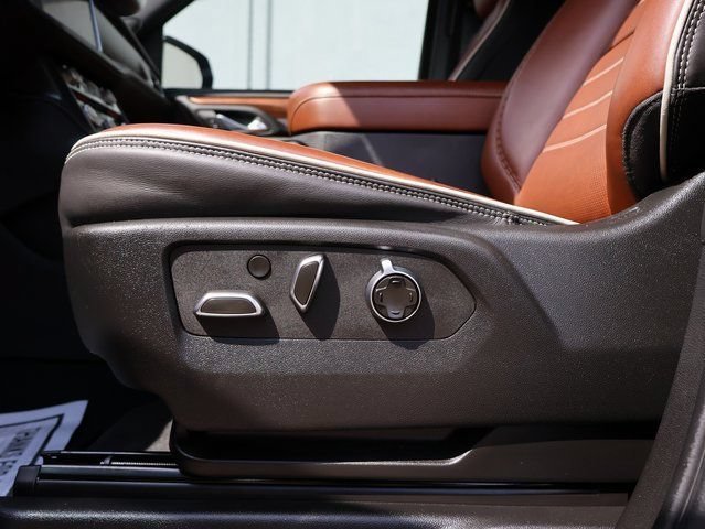 2024 GMC Yukon Denali Ultimate - Photo 42