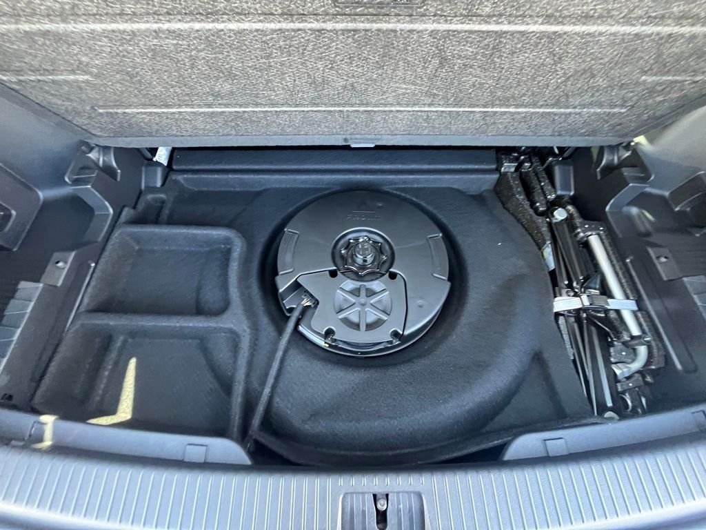 New 2026 Silver Volkswagen 2.0T SEL Premium R-Line image 19