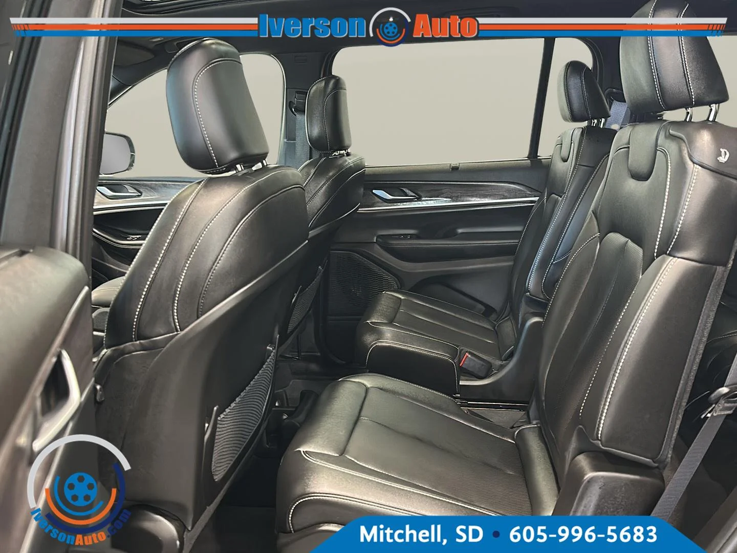 Used 2024 Baltic Gray Metallic Clearcoat Jeep Limited image 26