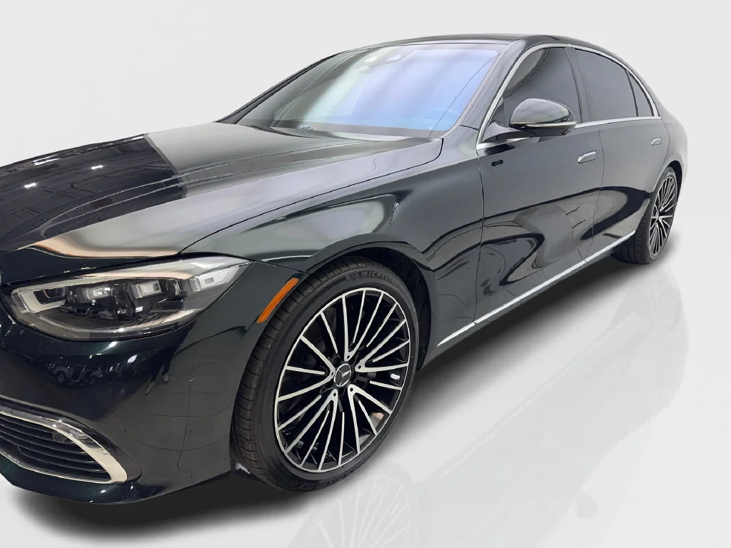 Used 2023 Green Mercedes-Benz S 500 image 12