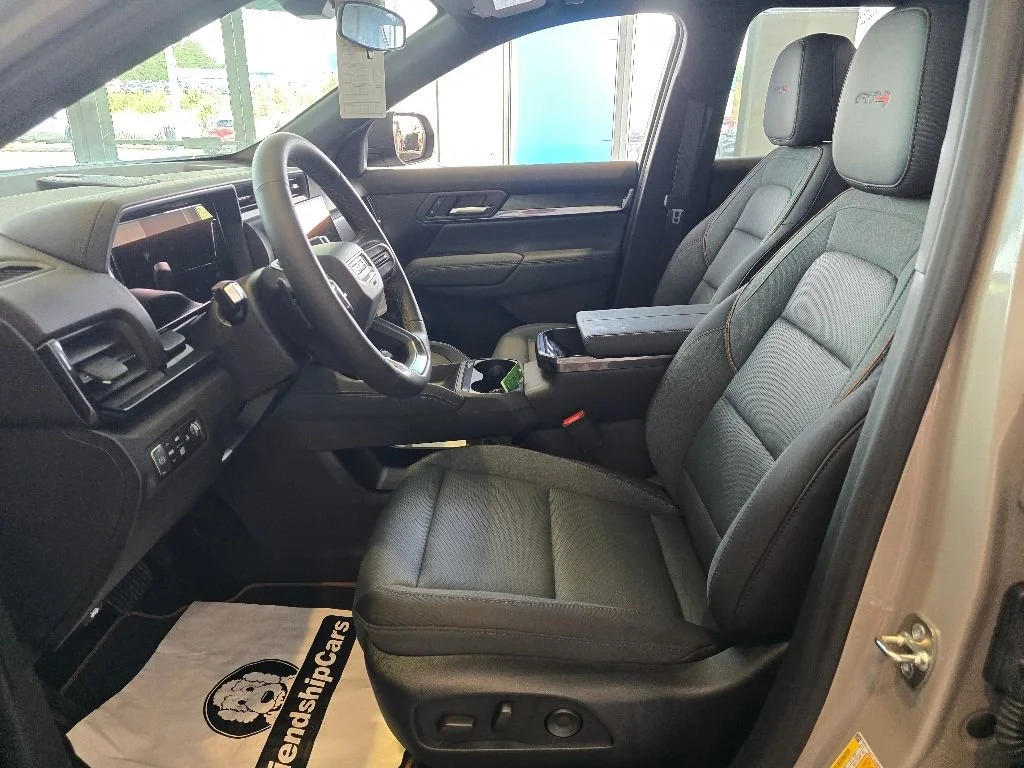 2026 GMC Terrain AT4 - Photo 9