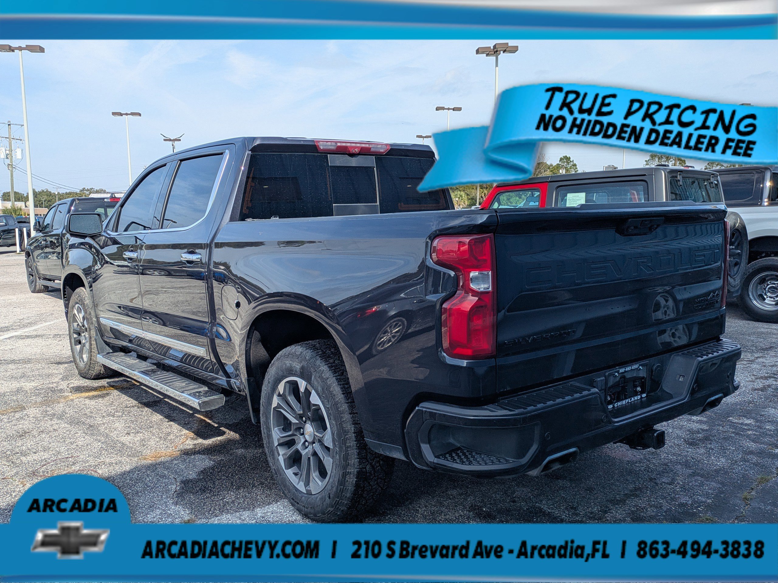 Used 2023 Dark Ash Metallic Chevrolet High Country image 6