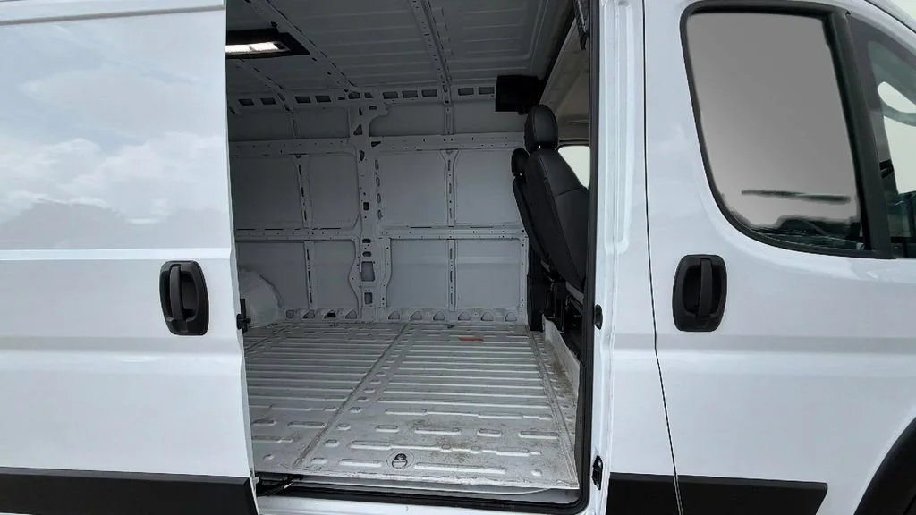 Used 2026  Ram Tradesman image 31
