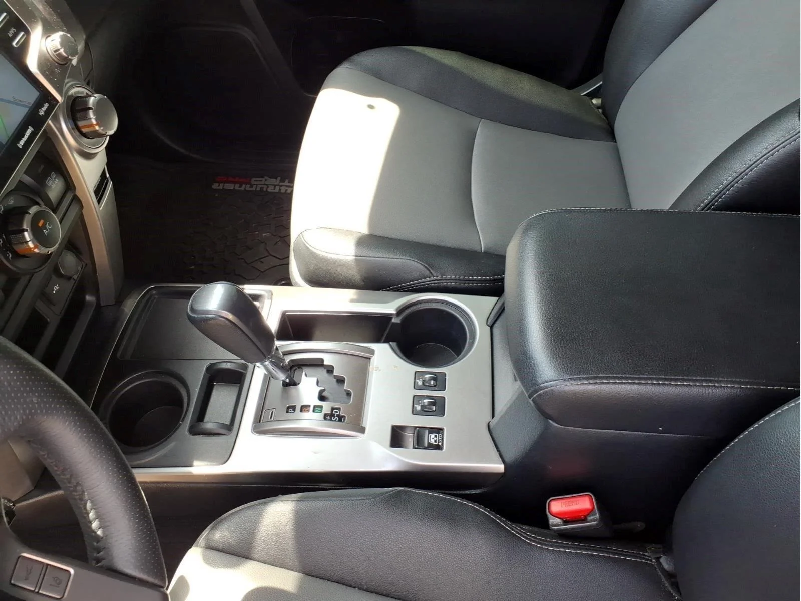 Used 2022 Midnight Black Metallic TOYOTA SUV image 22
