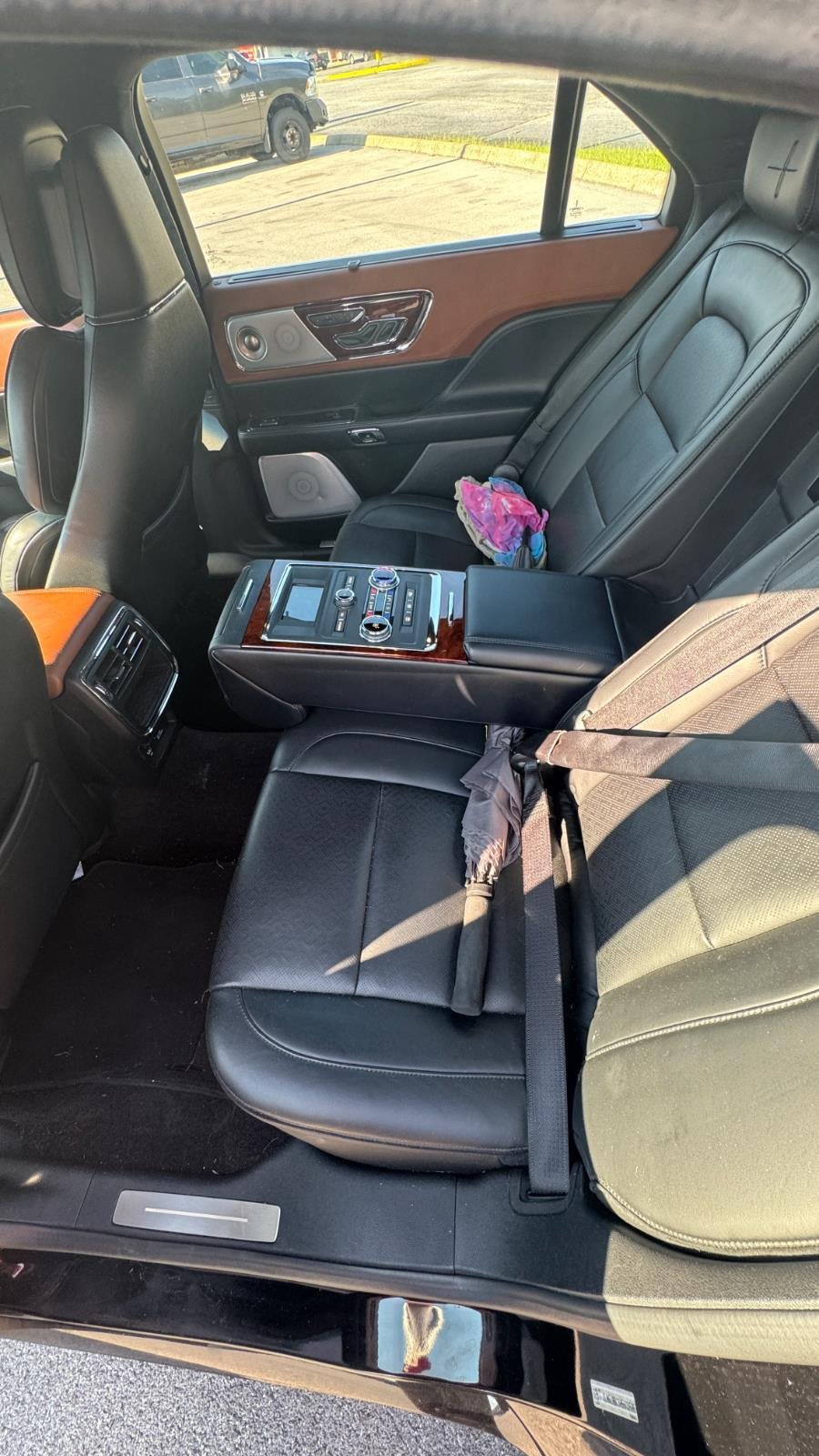 Used 2017 Diamond Black Lincoln Black Label image 7