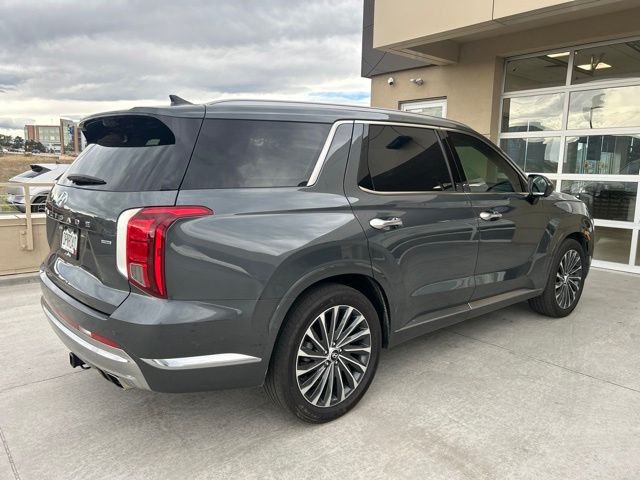 Used 2023 Gray Hyundai Calligraphy image 3