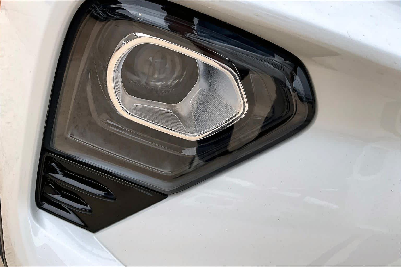 New 2026 Iridescent Pearl Tricoat Chevrolet ACTIV image 14