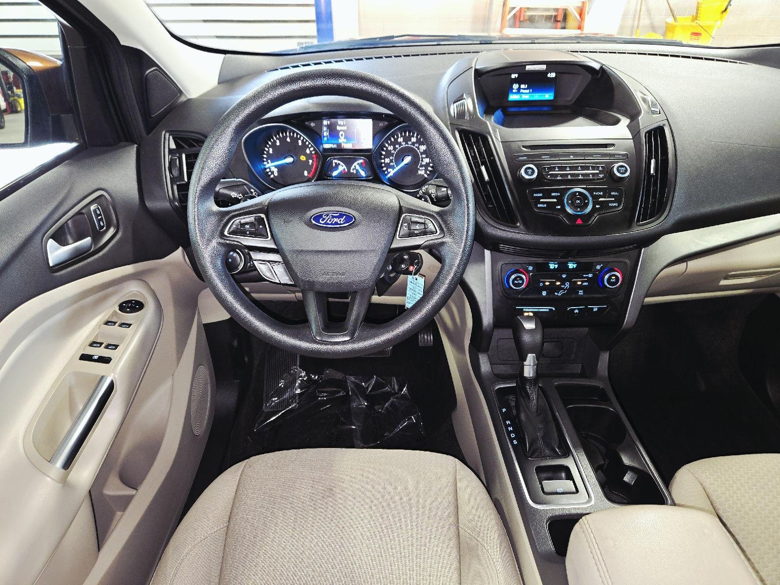 Used 2017 Canyon Ridge Ford SE image 30