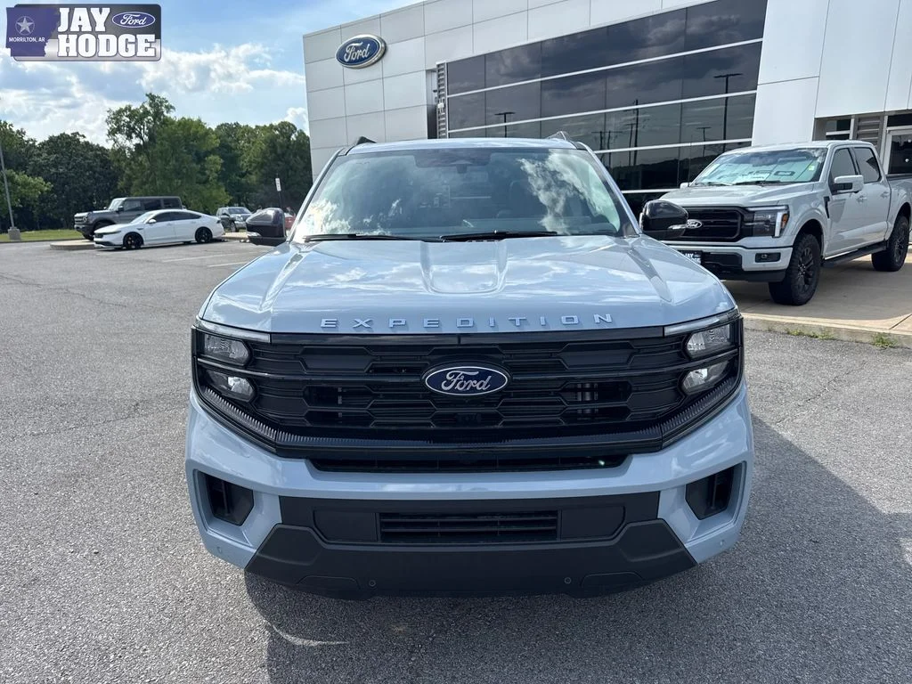 New 2026 Glacier Gray Metallic Tri-Coat Ford Active image 10