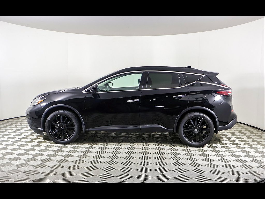 Used 2023 Super Black Nissan SV image 3