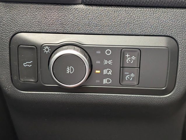 Used 2022 White Ford Outer Banks image 23