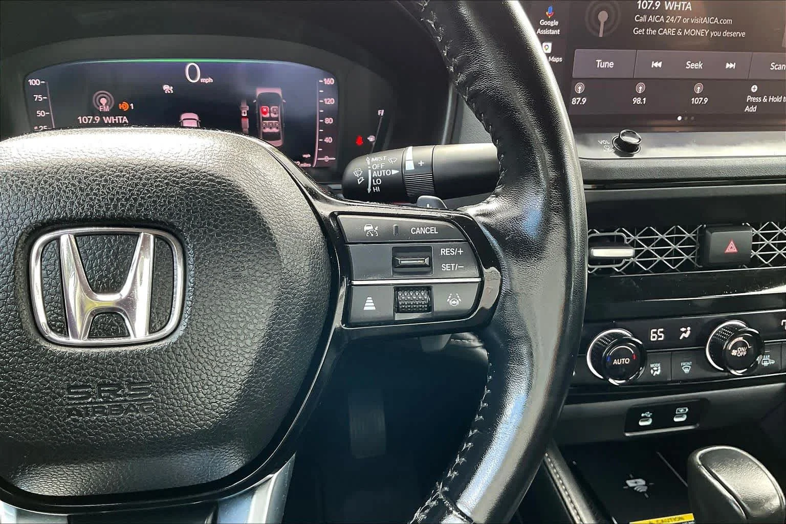 Used 2025 Meteorite Gray Metallic Honda Touring image 24