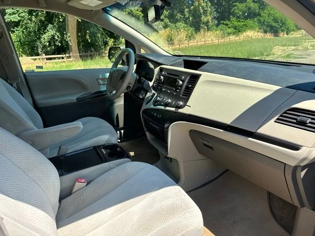 Used 2011 Sandy Beach Metallic Toyota LE image 25
