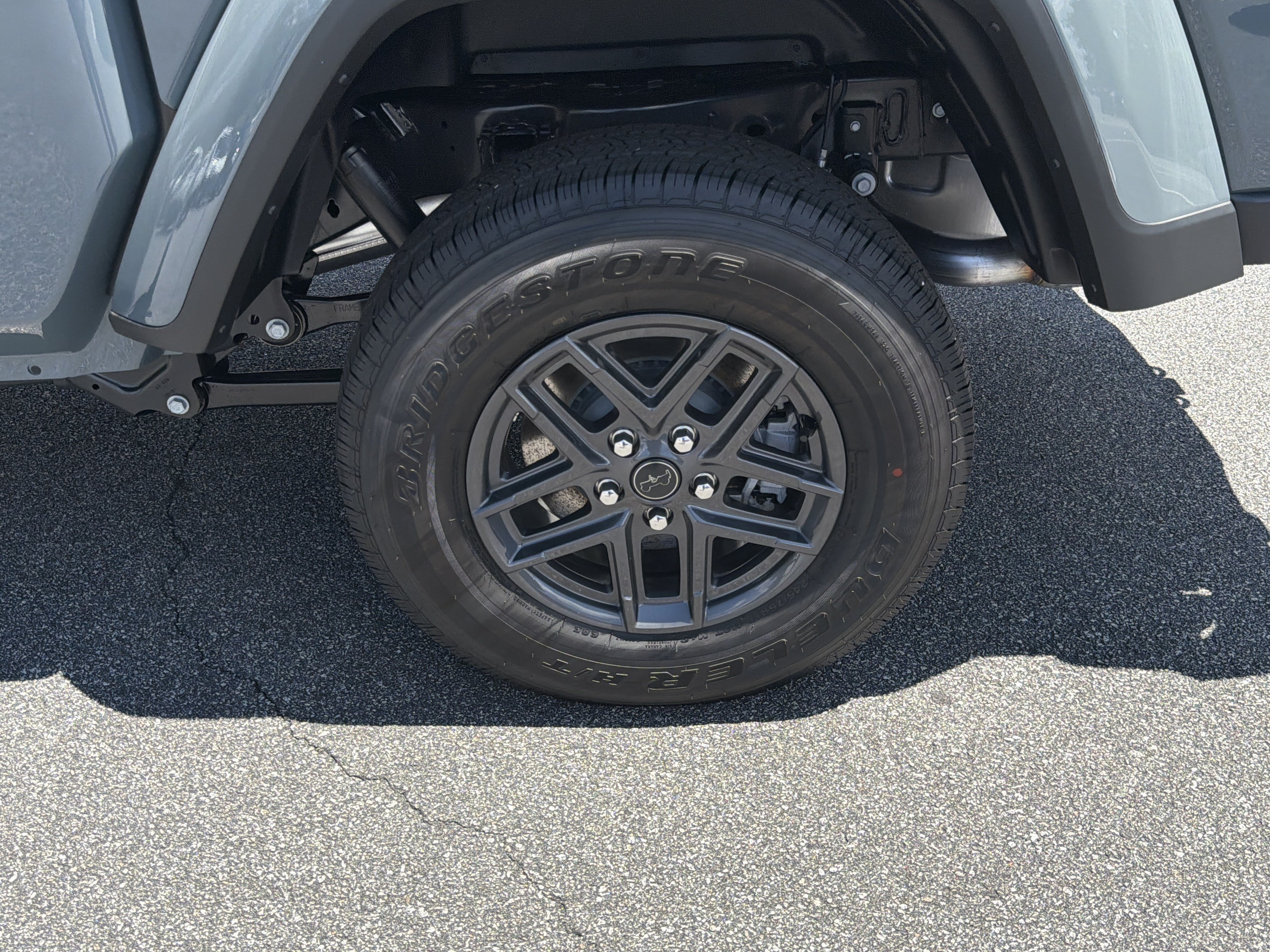 New 2026 Anvil Clear-Coat Exterior Paint Jeep Sport S image 23