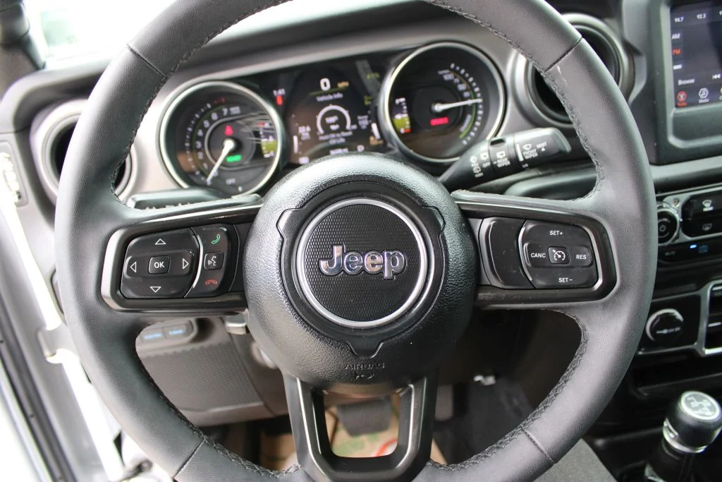 Used 2023 Silver Jeep Willys 4xe image 25