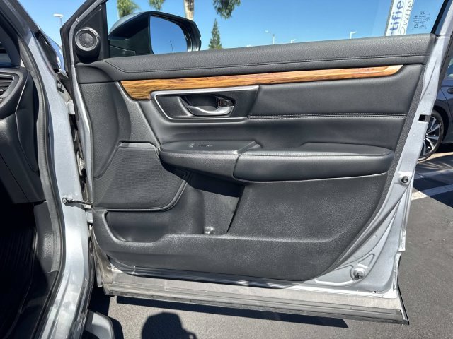 Certified Used 2017 Silver Honda EX-L image 33