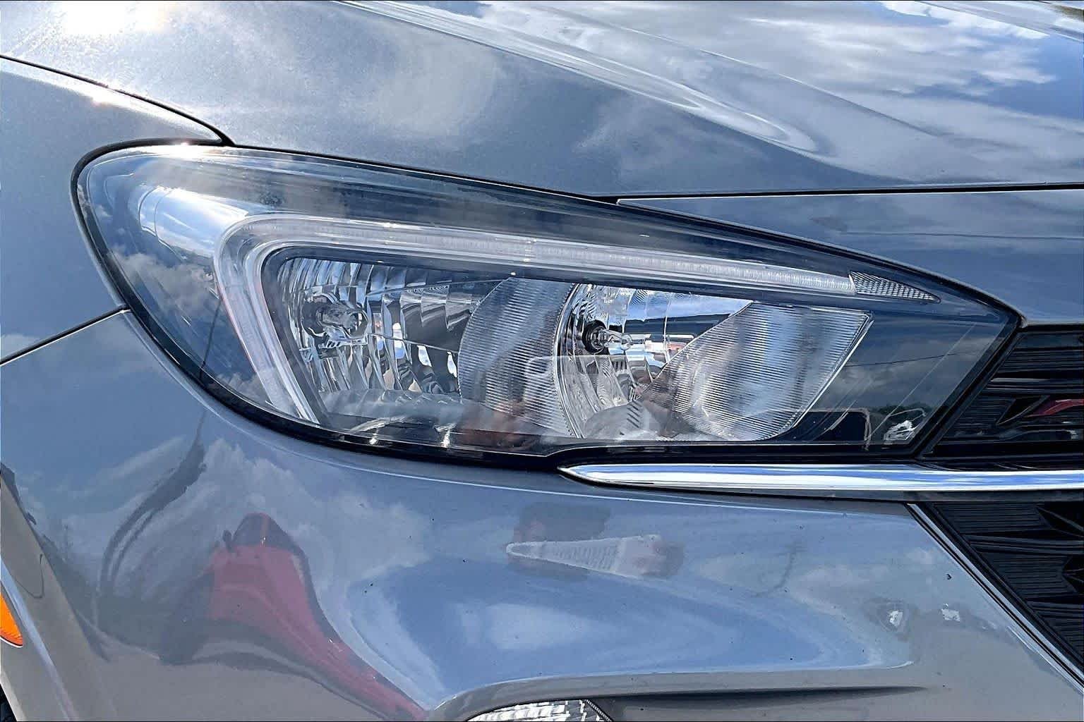 Used 2022 Satin Steel Metallic Buick Select image 28
