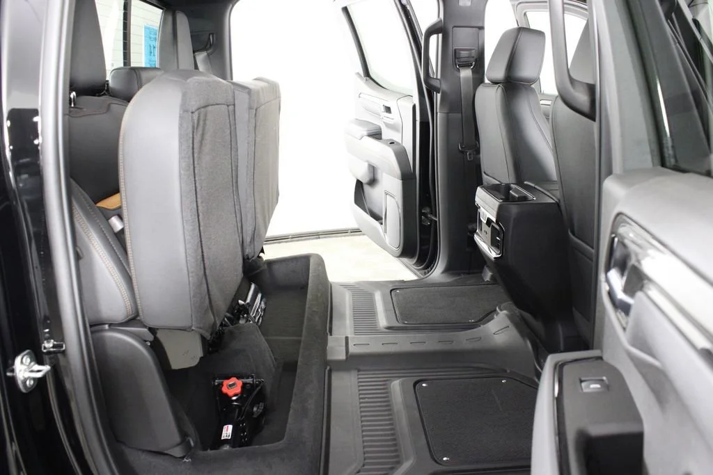 2026 GMC Sierra 1500 AT4 - Photo 14