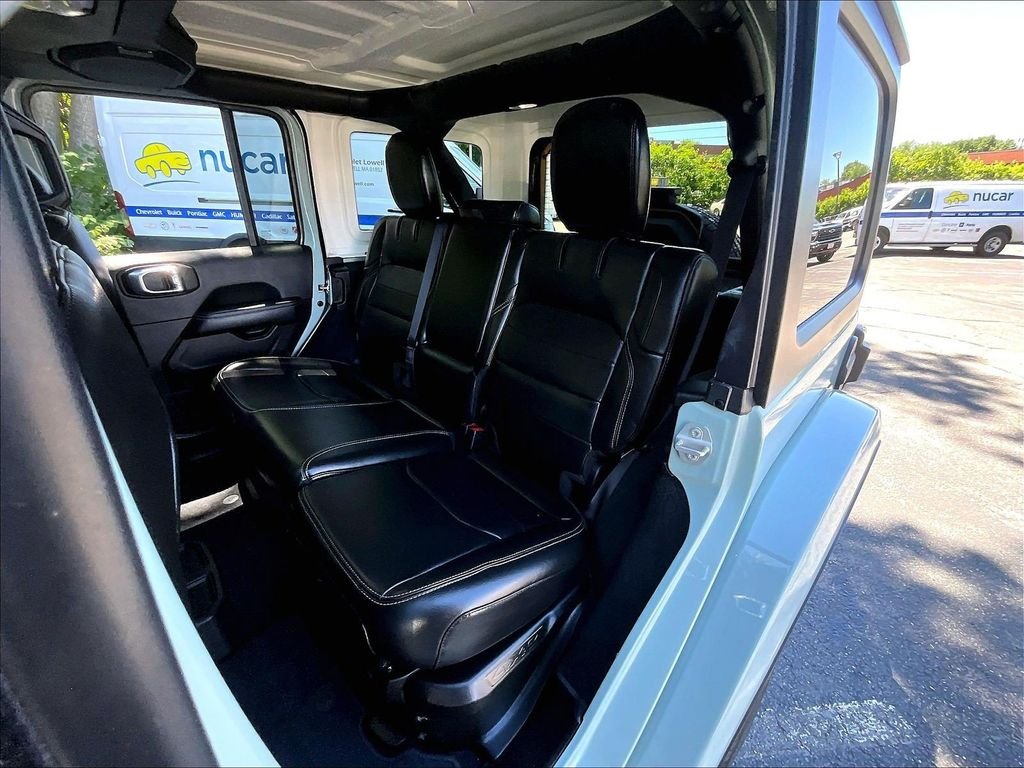 Used 2023 Gray Jeep Sahara 4xe image 14