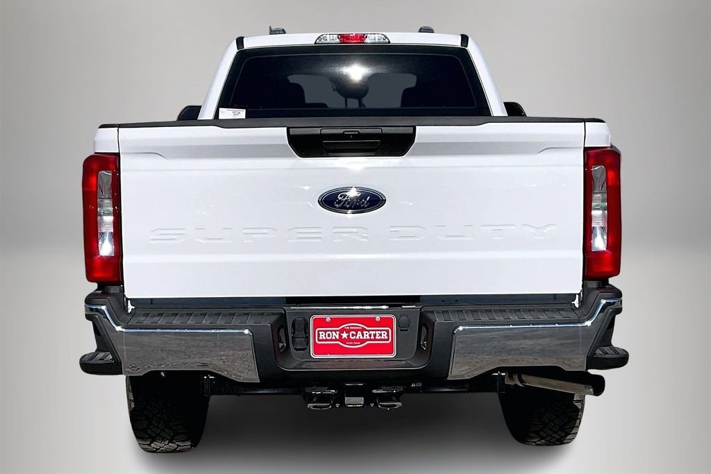 New 2026 Ford Super Duty F-250 XL 4D Crew Cab