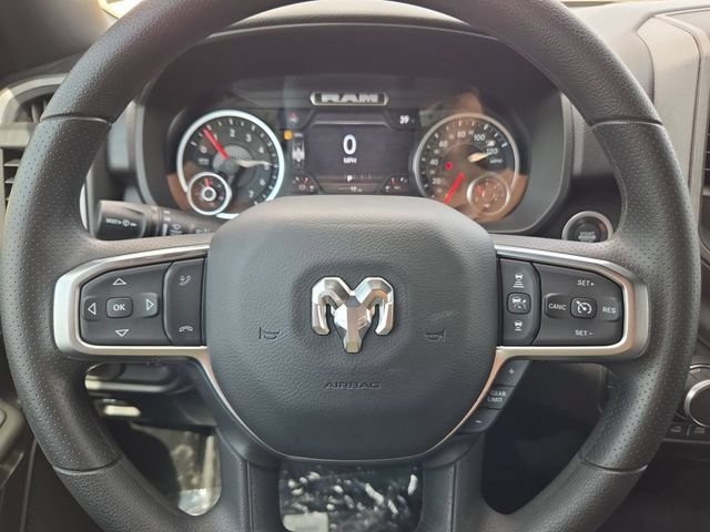 New 2026 Diamond Black Crystal Pearl-Coat Exterior Paint RAM Warlock image 21